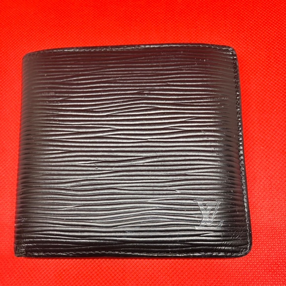 Louis Vuitton Epi Leather Marco Wallet - Picture 1 of 5